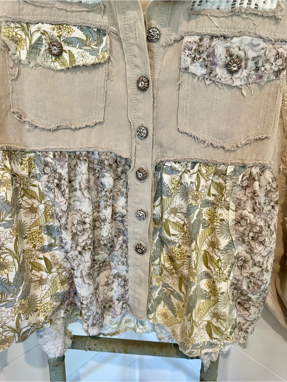 NEW POL: “The Kate”Neutral Mixed-Media Floral Patchwork Jacket - Beige & Cream - Picture 4 of 5